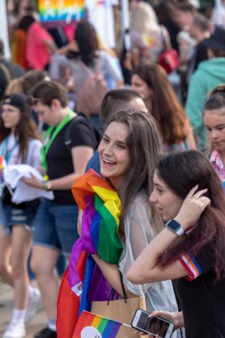 Sofya, Bulgaristan - 12 Haziran 2021: LGBT haklarına destek amaçlı Sofya Onur etkinliği (lezbiyen, gey, transseksüel ve biseksüel) Sofya 'da 14. kez ve bir yıl aradan sonra düzenleniyor. 