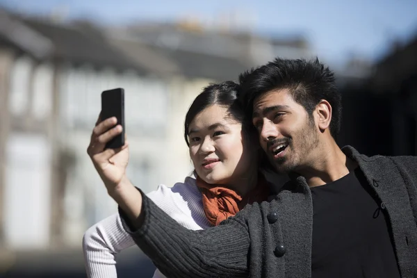 Asian friends o take selfie
