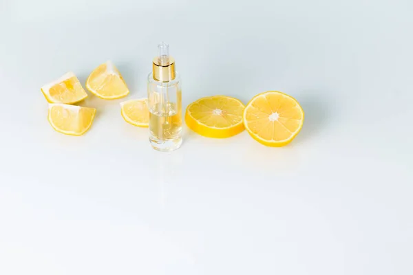 Suero Facial Con Limón Helado Cosmético Con Limón Vitamina Para — Foto de Stock