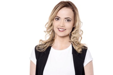  yüz gülümseyen güzel kadın