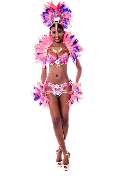 Bailarina de samba femenina disfrazada de carnaval — Foto de Stock