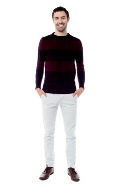 Yakışıklı genç adam.