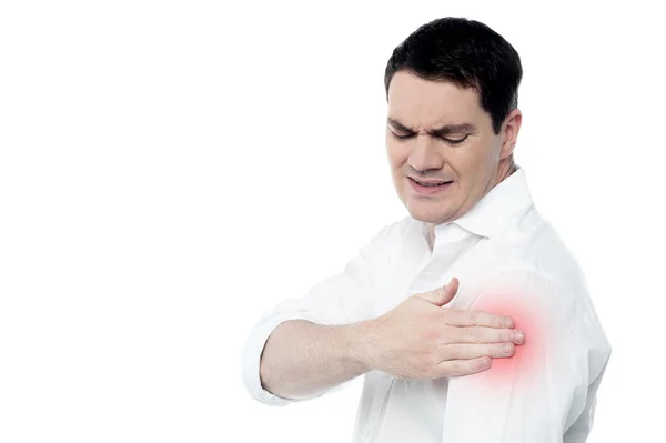 남자 데 어깨 관절 통증 — 스톡 사진