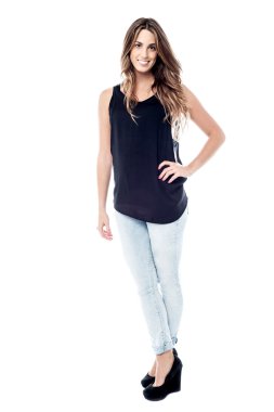 çok gülümseyen kız