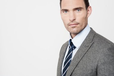 kameraya poz işadamı