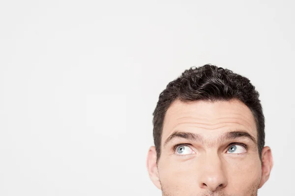 Man looking upwards — Stock Photo, Image