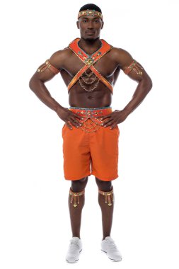 Bel ellerde ile Samba dansçısı