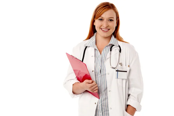 Médico femenino con estetoscopio — Foto de Stock