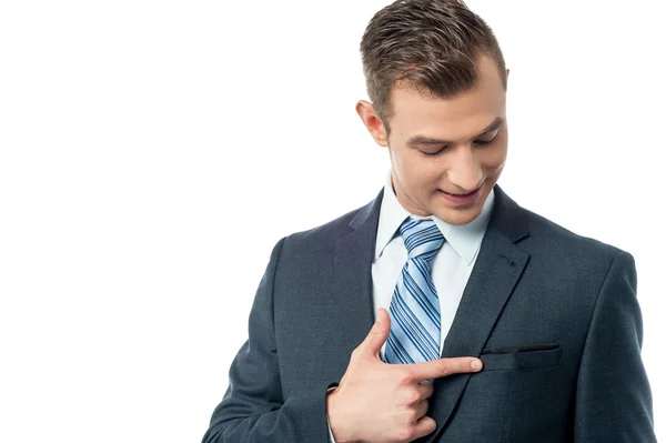 Hombre de negocios señalando su dedo en el traje — Foto de Stock