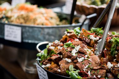 Restoran salata seçimi