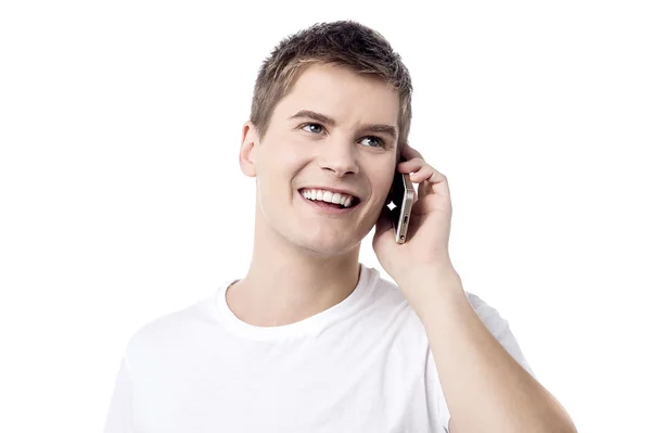 Man aan het praten op mobiele telefoon — Stockfoto