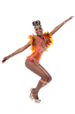 Dans hareketlerini gösteren samba dansçısı