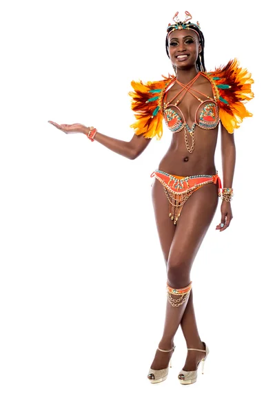 Kvinnliga samba dansare i karneval kostym — Stockfoto
