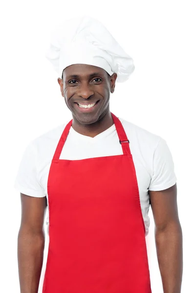 Usmívající se muž kuchař v uniformě — Stock fotografie