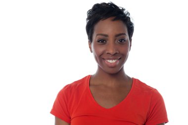 Afrika geçici işçi poz gülümseyen