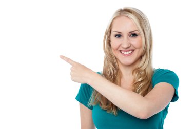 kopyalama alanı alanı işaret eden kadın