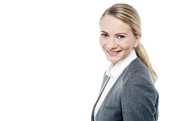 Sonriente joven mujer de negocios —  Fotos de Stock