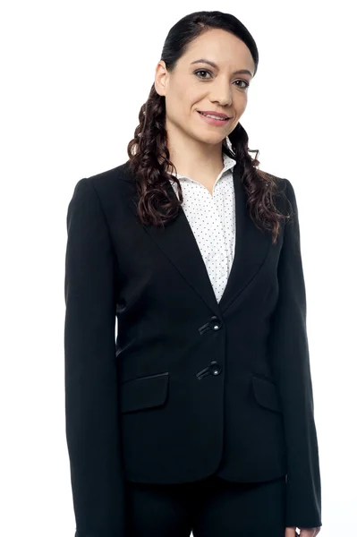 Young female executive posing to the camera — Stock Photo, Image