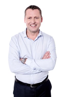 katlanmış silah ile mutlu adam