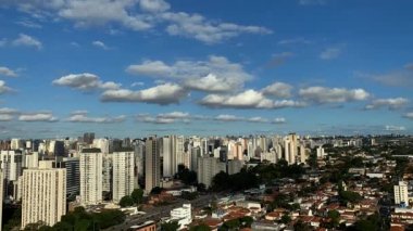 Brezilya 'nın Itaim Bibi bölgesindeki Sao Paulo şehrinin zaman aşımı. 