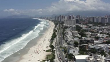 Barra da Tijuca plajı, Rio de Janeiro, Brezilya.