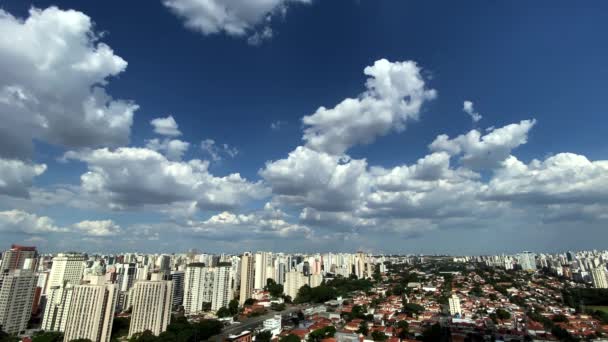 Blauwe Lucht Wolken Stad Sao Paulo Brazilië — Stockvideo