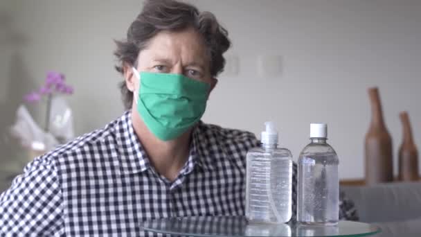 Matando Virus Covid Gel Desinfectante Para Manos Coronavirus Para Manos — Vídeo de stock