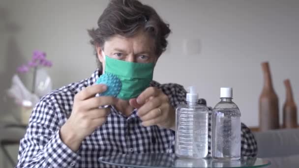 Covid Öldürmek Covid Koronavirüs Konsepti Koruma Maskesi — Stok video