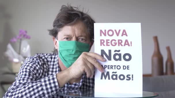 알겠습니다 함장님 Covid 컨셉트 코로나 바이러스에 원문은 포르투갈어로 기록되었다 — 비디오