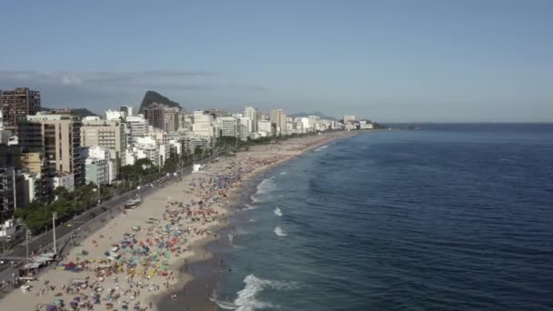 Рио Жанейро Бразилия Пляж Леблон Ипанема — стоковое видео
