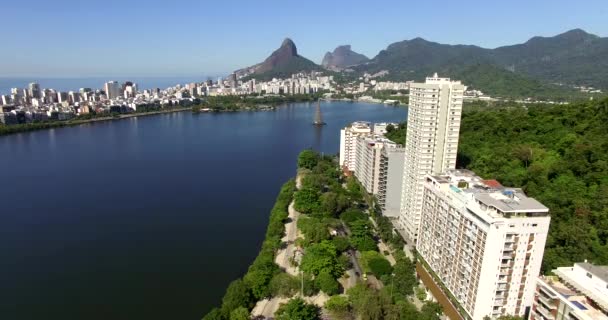 巴西里约热内卢Rodrigo Freitas环礁湖 — 图库视频影像