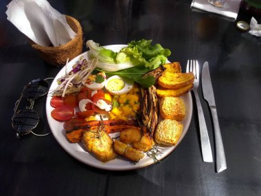 Vejetaryen yemeği. Sağlıklı yiyeceklerin üst görünüm portresi.