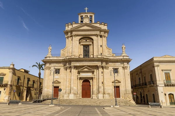 Główna Fasada Kościoła Józefa Chiesa Madre San Giuseppe Rosolini Prowincja — Zdjęcie stockowe