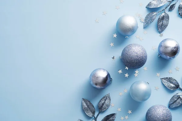 Fond Noël Avec Boules Décorations Argentées Bleues Conception Bannière Noël — Photo