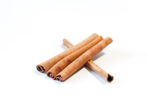 Cinnamon sticks isolated on white background — Stock Photo, Image