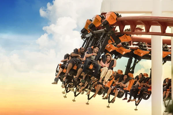 Bangkok, Tayland-Ekim 26: Hayal dünyası, roller coaster 26 Ekim 2014, Bangkok, Tayland — Stok fotoğraf