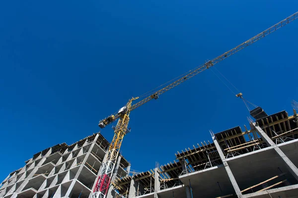 Guindaste Torre Estaleiro Produção Apartamentos Habitação Social — Fotografia de Stock