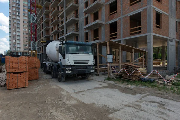 Mixer Concrete Mixer Production Apartments Social Housing — Stock Photo, Image