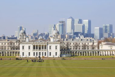 Londra Greenwich Parkı'ndan görülen manzarası