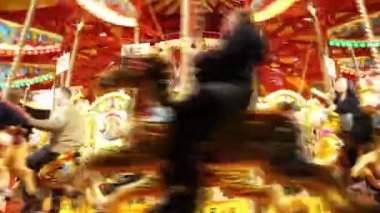 Merry-Go-Round, Londra Güney Bankası