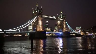 Big Ben, yakın çekim, geceleri