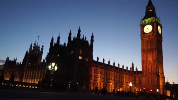 Palazzo di Westminster, includono Big Ben, pan — Video Stock