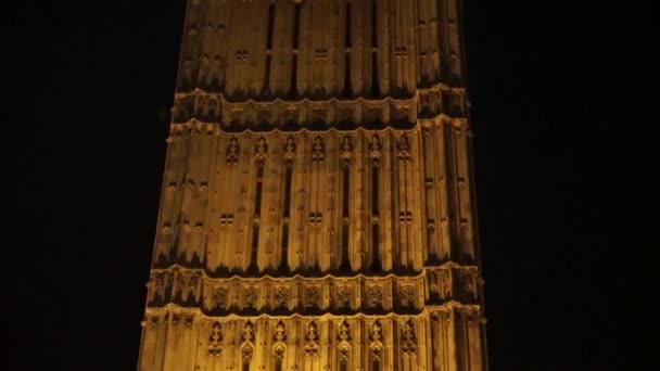 Big Ben, zbliżenie, w nocy — Wideo stockowe