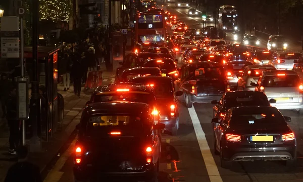Akşam trafik, Londra şehir ışıkları
