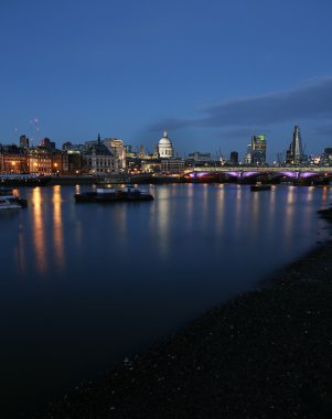 London skyline, night scene clipart