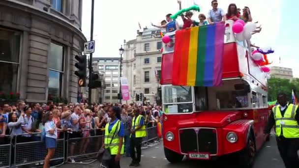 2015, London Pride — Stock video