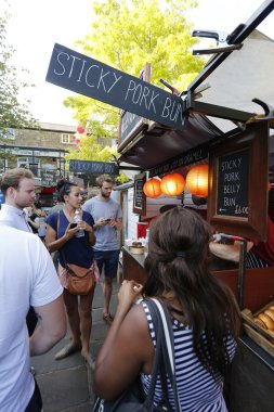 Londra Camden Market, sokak gıda