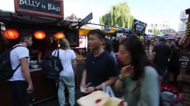 Londra Camden Market, sokak gıda