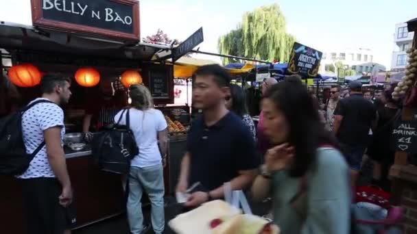 London Camden Market, ulicy żywności — Wideo stockowe