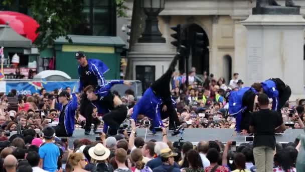 2015 Londra Kore Festivali, Trafalgar Meydanı — Stok video